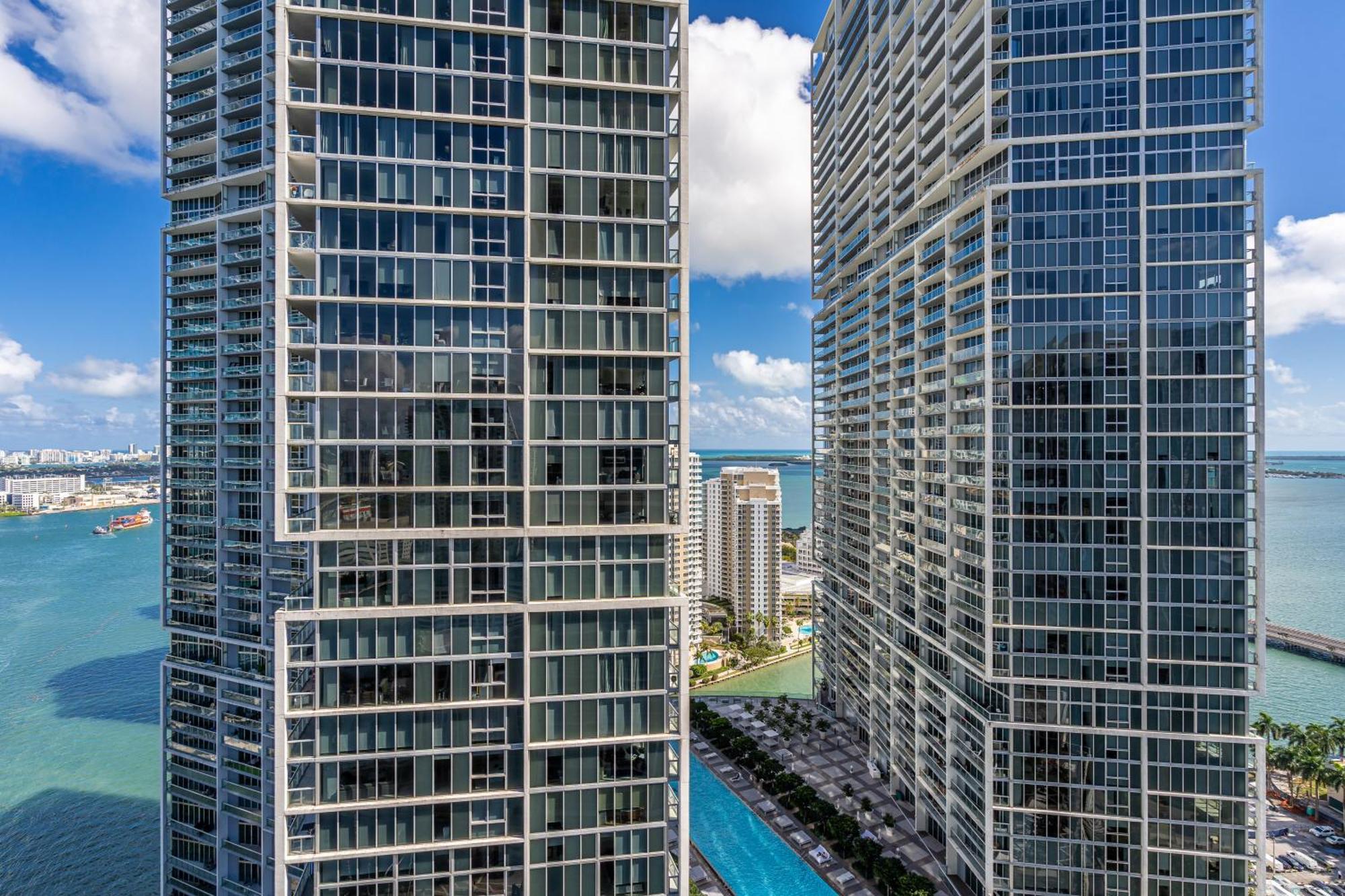 Luxurious Condo At Icon With Views ميامي المظهر الخارجي الصورة