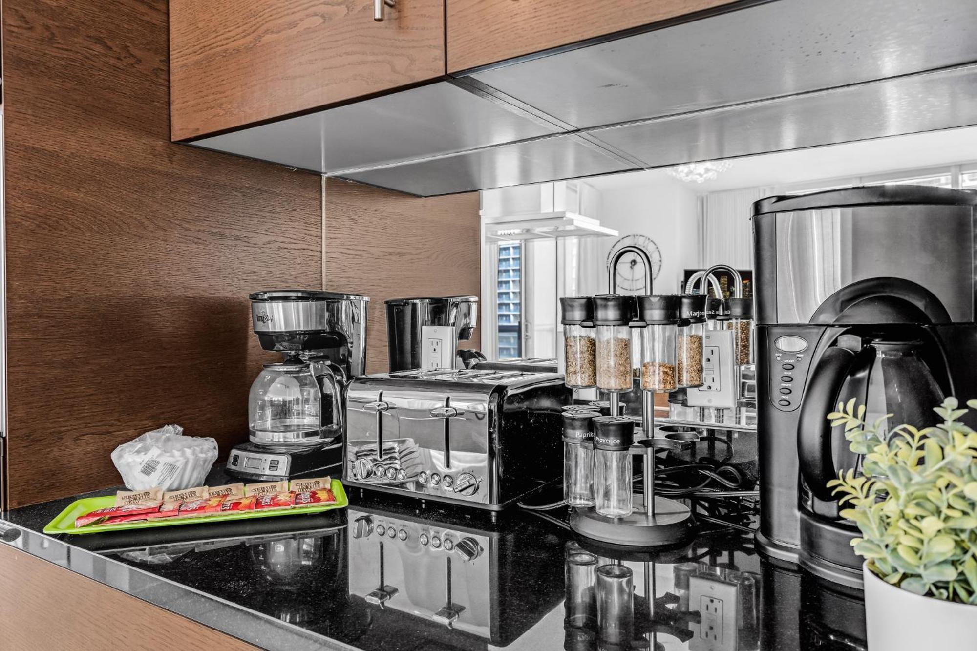 Luxurious Condo At Icon With Views ميامي المظهر الخارجي الصورة