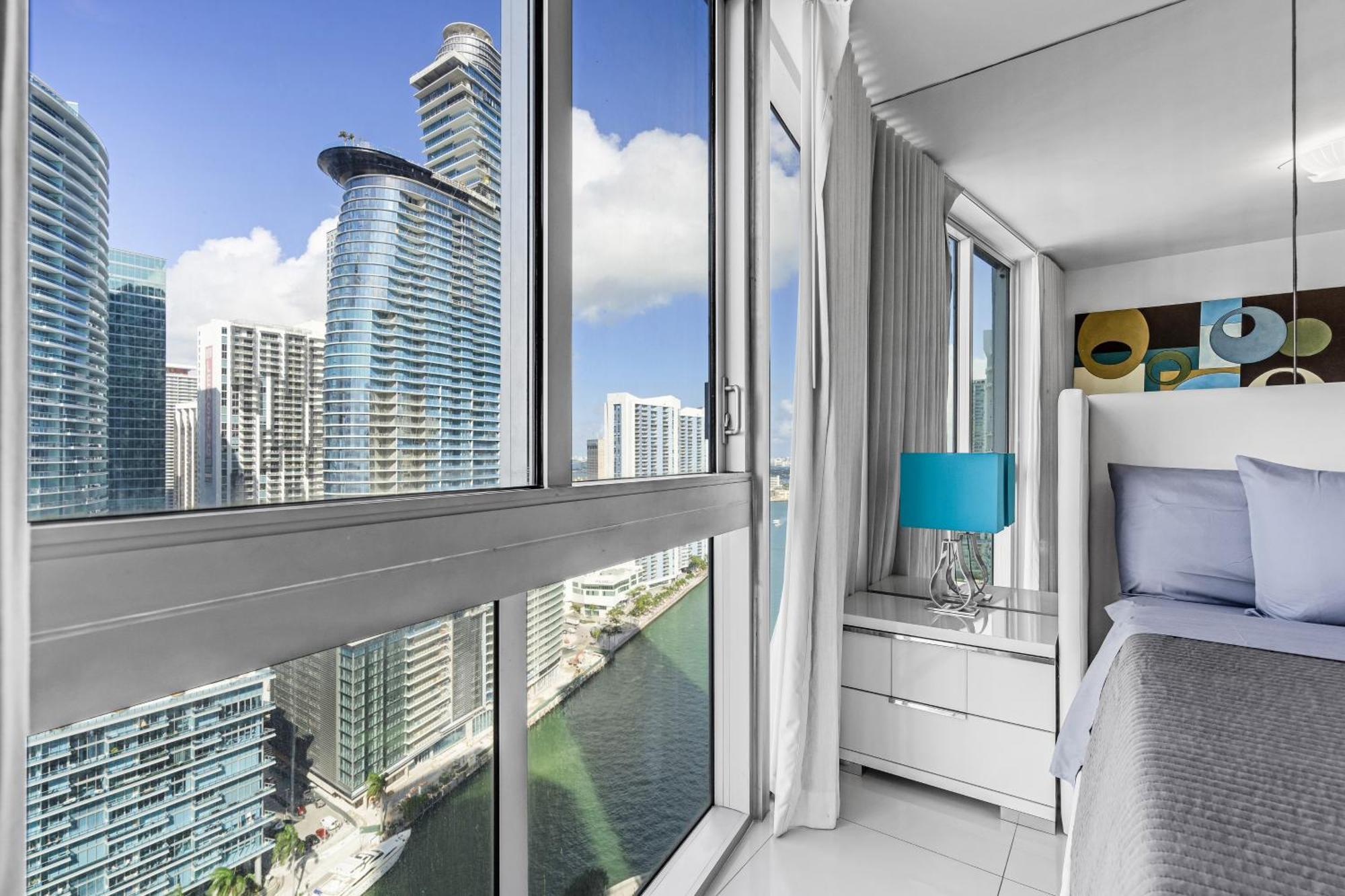 Luxurious Condo At Icon With Views ميامي المظهر الخارجي الصورة