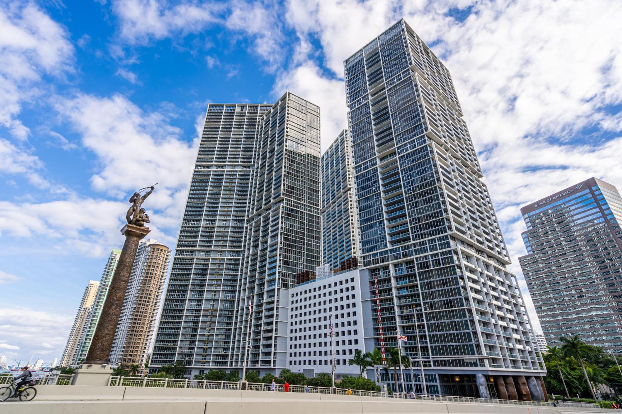 Luxurious Condo At Icon With Views ميامي المظهر الخارجي الصورة