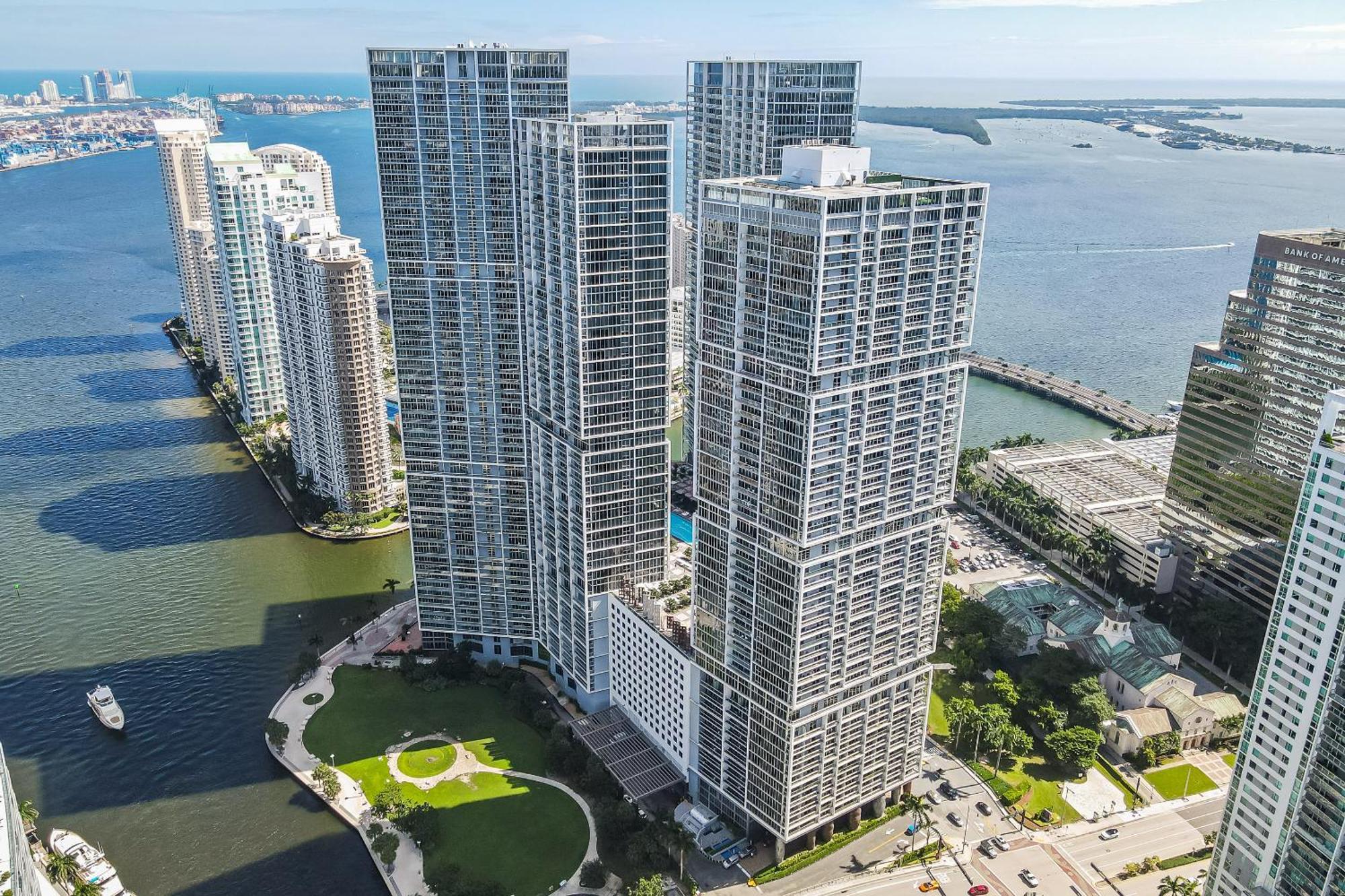 Luxurious Condo At Icon With Views ميامي المظهر الخارجي الصورة