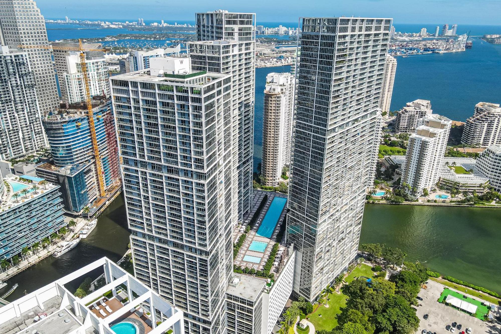 Luxurious Condo At Icon With Views ميامي المظهر الخارجي الصورة
